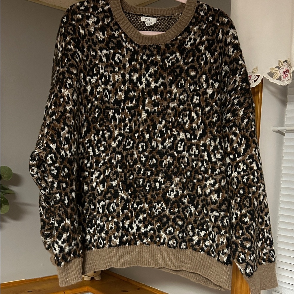 Rue21 Cheetah Print Sweater